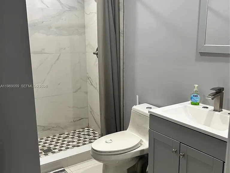 3633 SW 12th Ct #3 — Photo 8