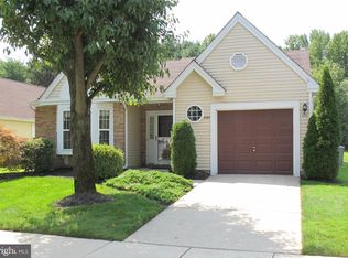 630 Cascade Dr S, Mount Laurel, NJ 08054