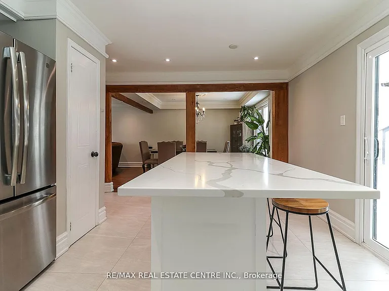 39 Cardinal St — Photo 36