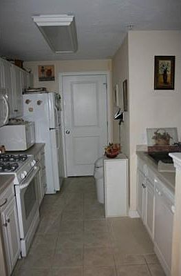 3rd image of 555 Page St Unit 202