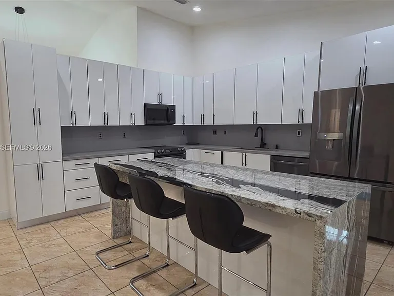 3140 SW 142nd Ave — Photo 24