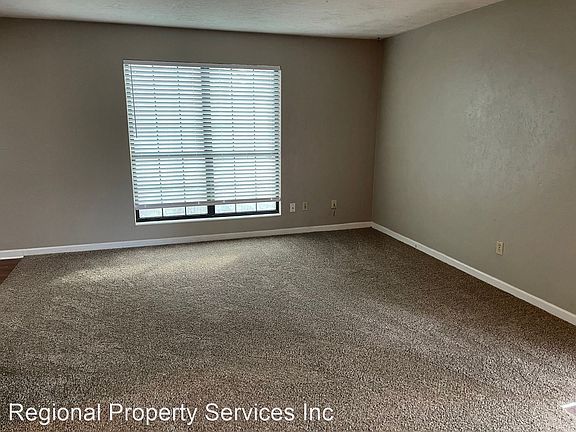 2nd image of 2001 Bradford Ct #11770948