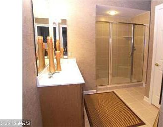 2nd image of 550 Odendhal Ave #550