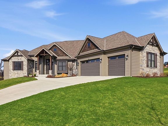 3rd image of 1636 Upland COURT