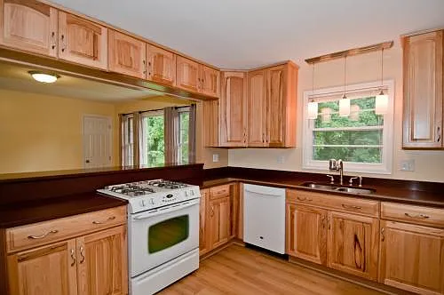 520 Nob Hill Cir — Photo 6