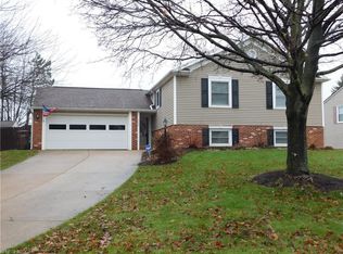 8023 Woodrush Dr NW, North Canton, OH
