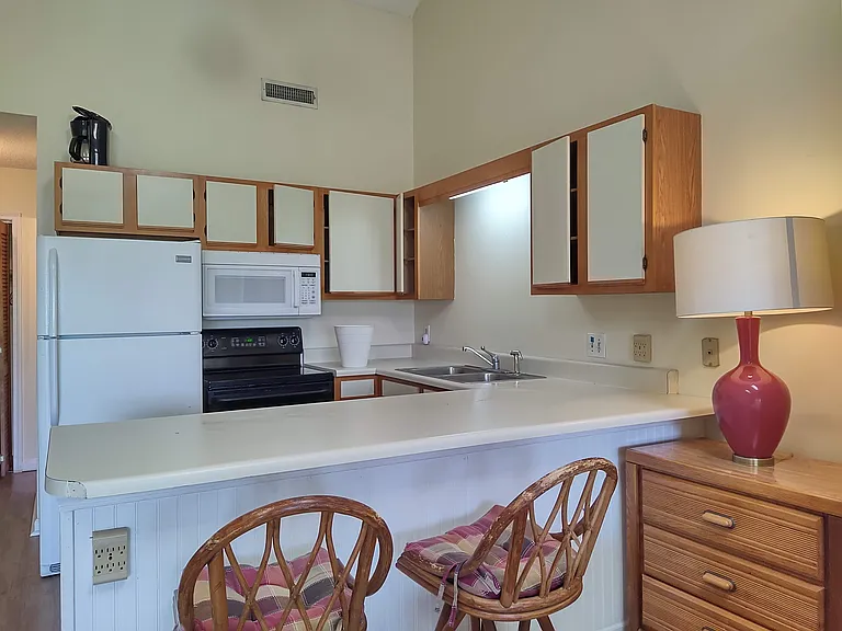 510 Fairwood Lakes Dr #19E — Photo 3