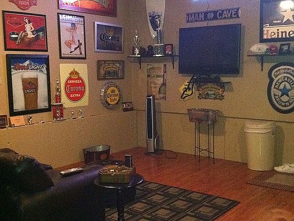 Man-cave/ 2 car garage