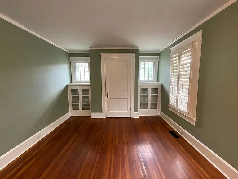 1117 Lexington Ave — Photo 22