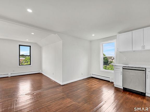 3rd image of 54 Overlook Ave #3