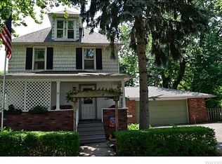 11 16th Ave, North Tonawanda, NY 14120