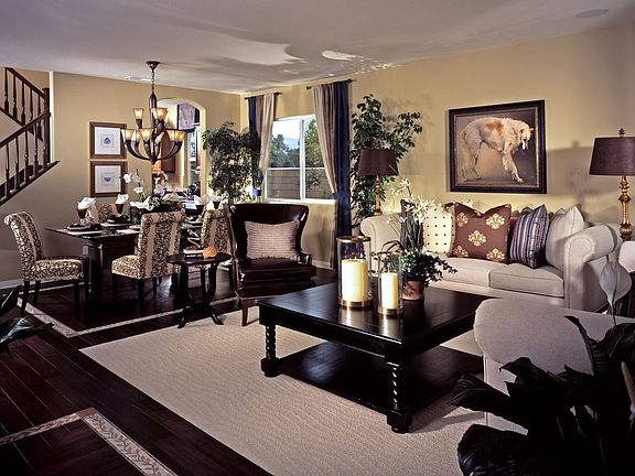 dining/living room of model home