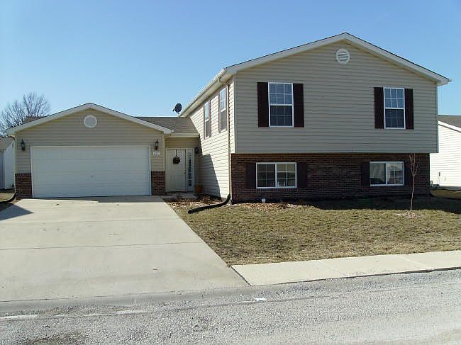 1st image of 437 Audry Dr