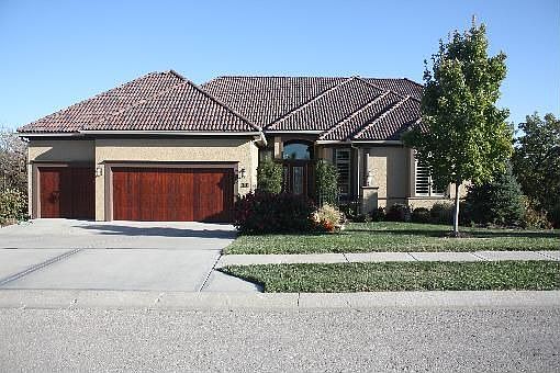 1st image of 6295 Edgewater Dr