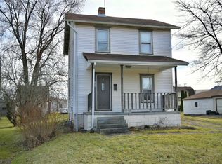 7976 3rd St, Masury, OH 44438