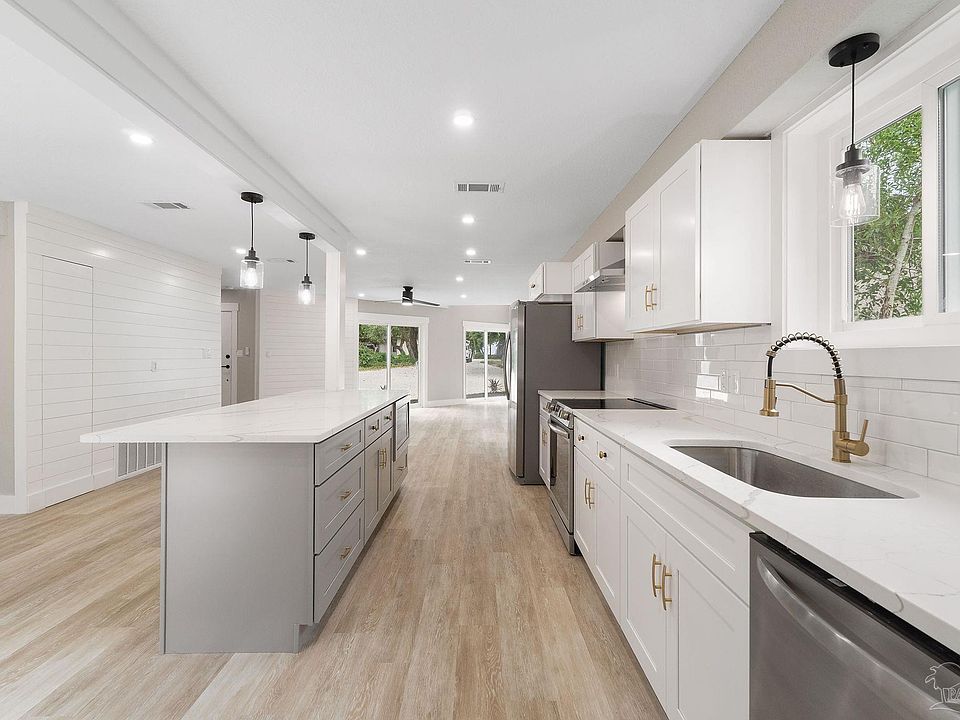 1st image of 4023 Sandy Bluff Dr W