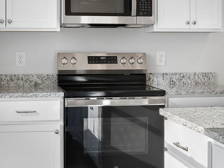 3260 Academy Dr #408 — Photo 13