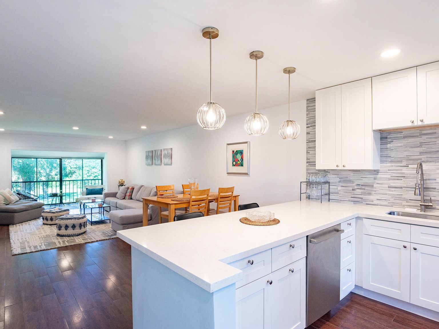 9282 Vista Del Lago #D