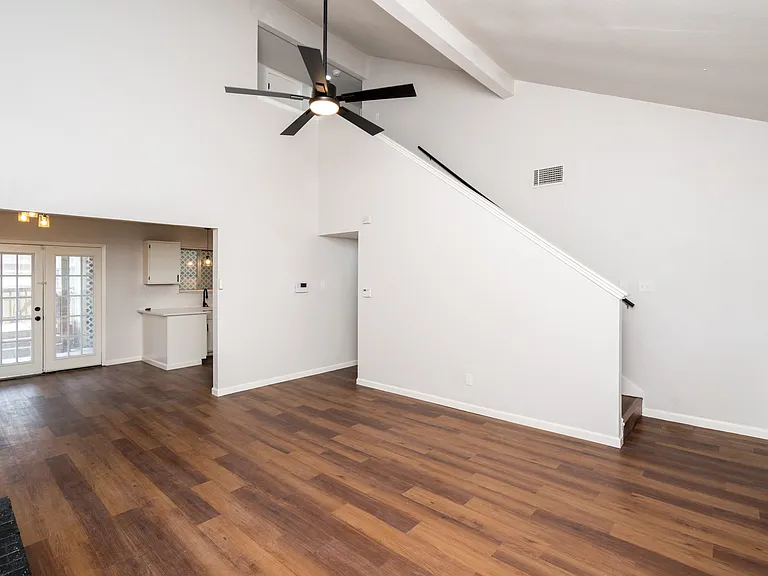 731 Garden Meadow Dr — Photo 5