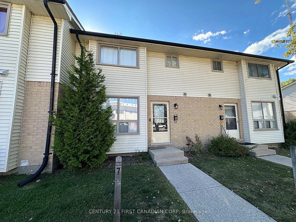 1st image of 135 Belmont Dr #7