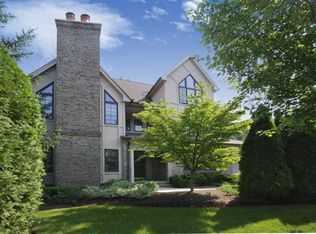 203 Bearwoods Rd, Park Ridge, NJ 07656