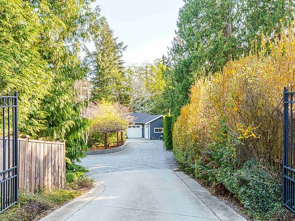 2nd image of 6323 Oracle Rd