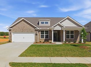 902 Ronnie Dr, Hartselle, AL 35640