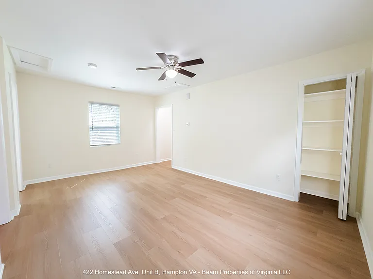 422 Homestead Ave #B — Photo 10