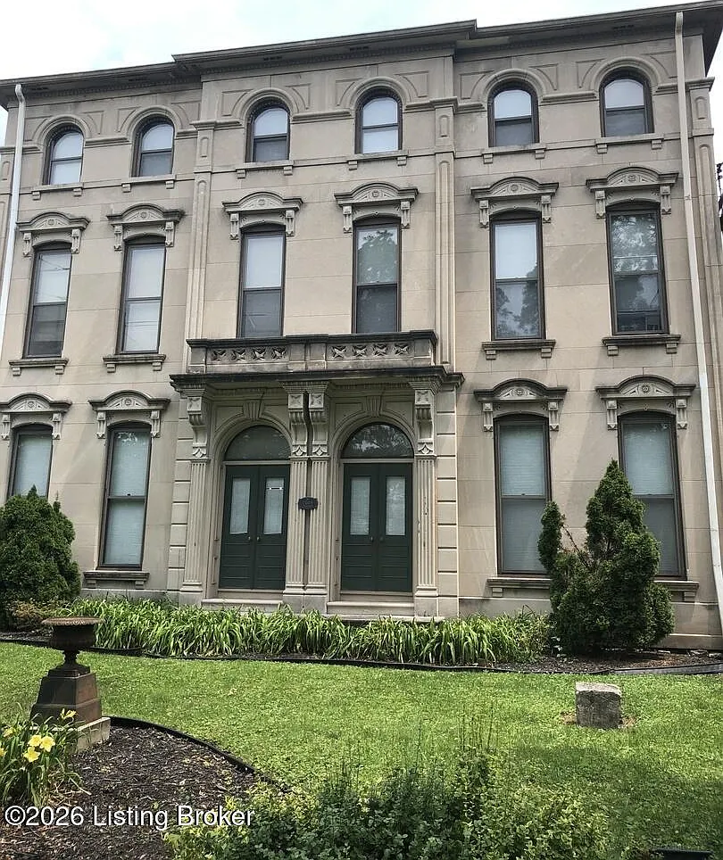 1 bed, 1.0 bath, 700 sqft, $750 — Photo 1
