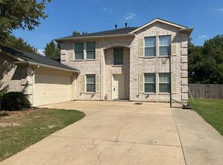 1340 Lake Grove Ln, Desoto, TX 75115