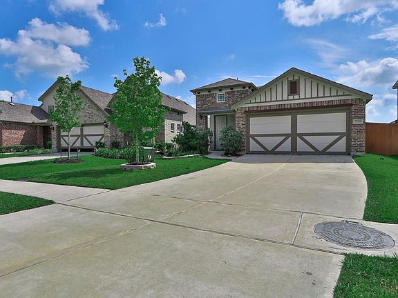 3rd image of 2626 Bernadino Dr