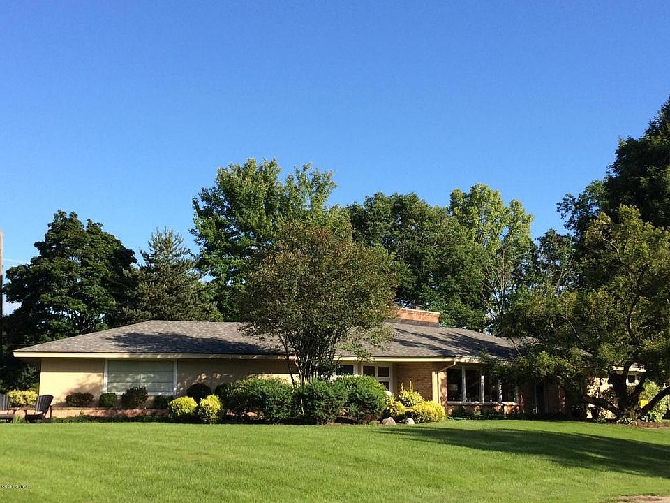 1st image of 212 Morningside Dr SE