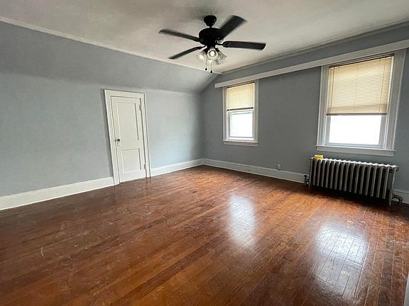 5th image of 18746 Hilburn Ave