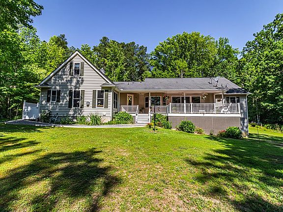 2nd image of 471 Woodbrook Dr