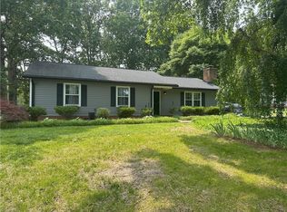 401 Turkey Hill Dr, King, NC 27021