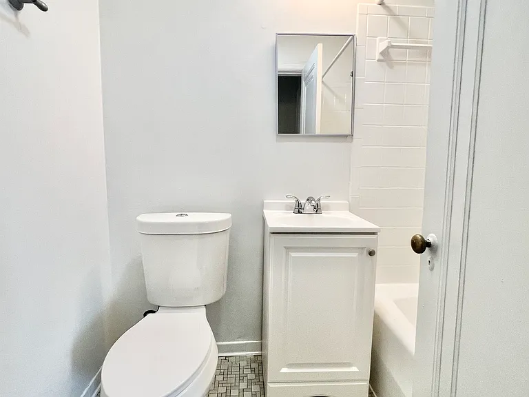 3030 Wisconsin Ave NW #5 — Photo 9