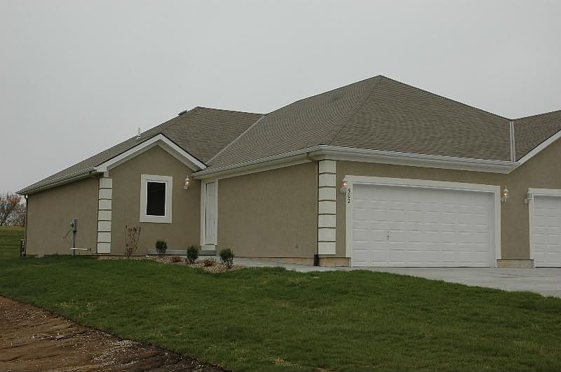 1st image of 502 Marina Ct
