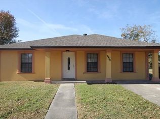 7450 Crestmont Rd, New Orleans, LA 70126