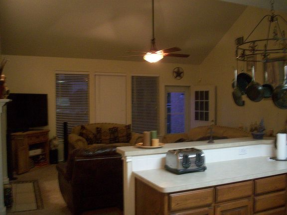 4th image of 5032 Woodmeadow Dr