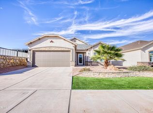 1001 Summer Lake St, El Paso, TX 79928