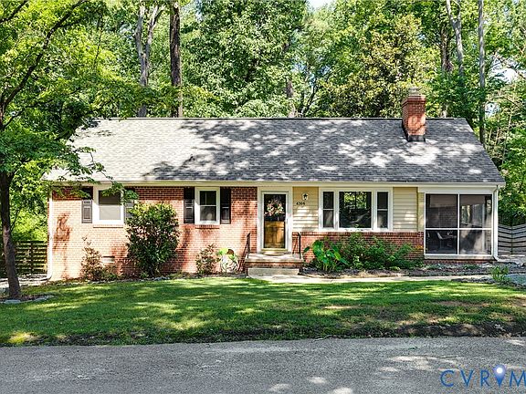 3rd image of 6306 Stonybrook Dr