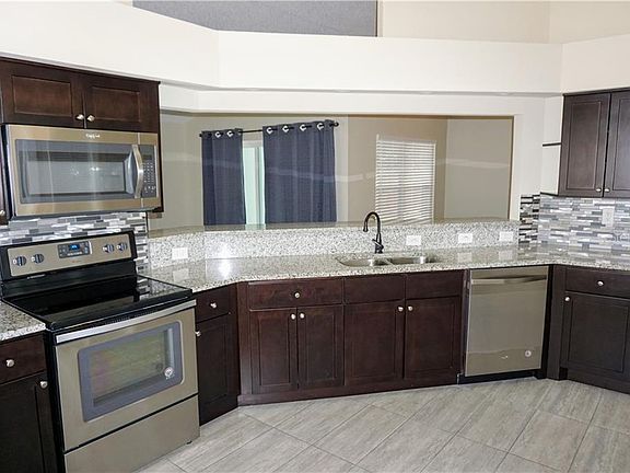 3rd image of 3686 Dehaven Dr