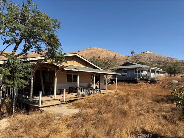 22300 Juniper Rd, Perris, CA 92570
