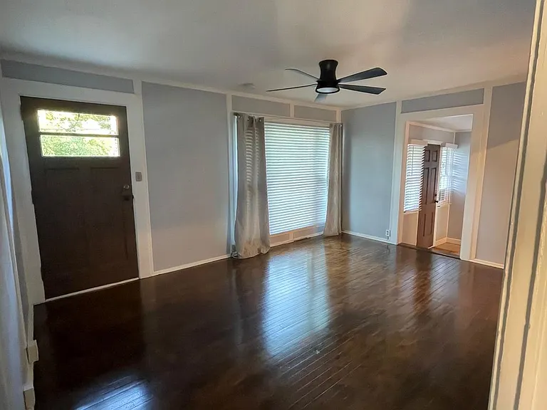 895 Lower Ferry Rd — Photo 5