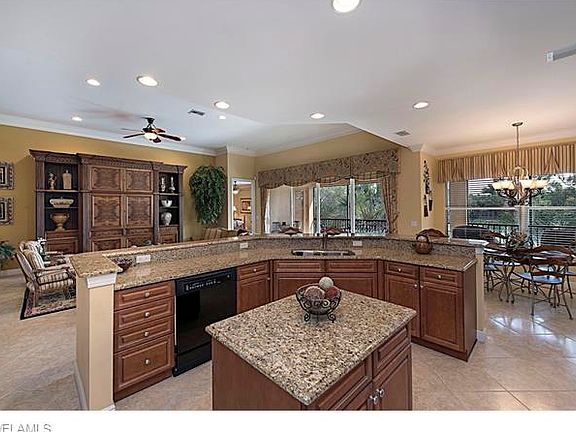 5th image of 28710 Altessa Way APT 202