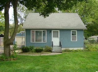 261 Hillside Ave, Aurora, IL 60505