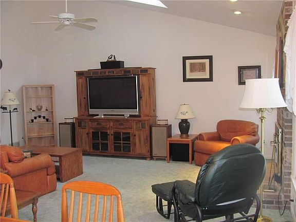 2nd image of 429 Thrushwood Ln