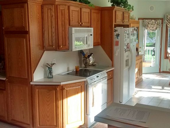 5th image of 8874 N Brookshire Dr
