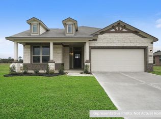 1027 Brahma Cir, East Bernard, TX 77435