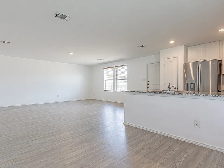 4310 Fluvial Cir — Photo 13